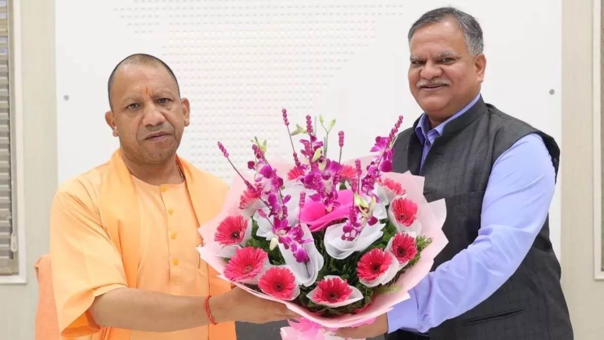 up chief secretary retirement manoj kumar singh to retire successor race begins
