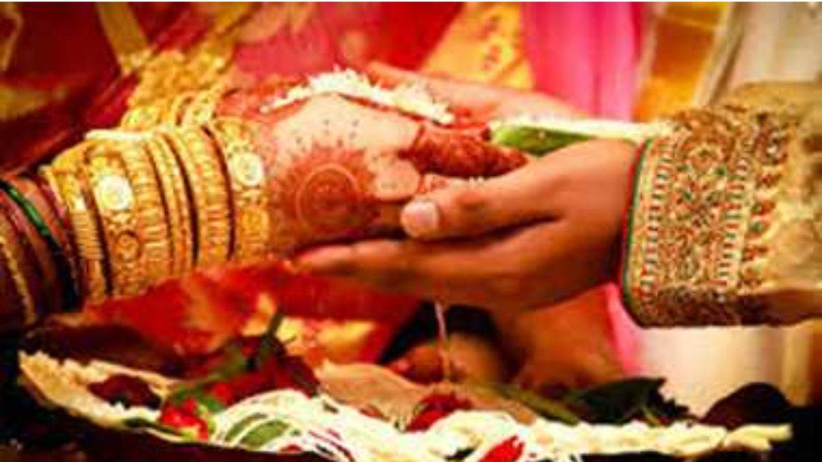 https://www.jagranimages.com/images/newimg/29072025/29_07_2025-marriage_23997320_11529440.jpg