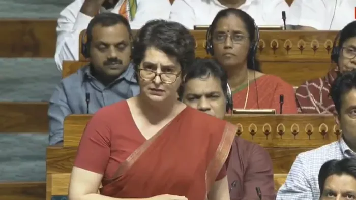 प्रियंका गांधी ने कहा कि सरकार ने 26 बेकसूरों को भगवान के भरोसे छोड़ दिया था।