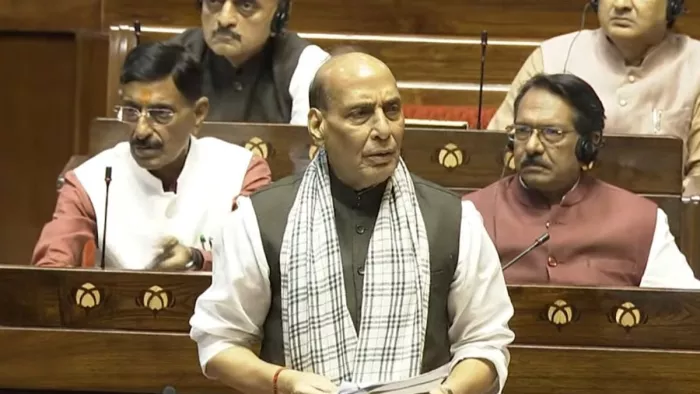 क्षा मंत्री ने कहा कि हमारे जवानों ने पाकिस्तान में आतंकी ठिकानों को नेस्तनाबूद किया।