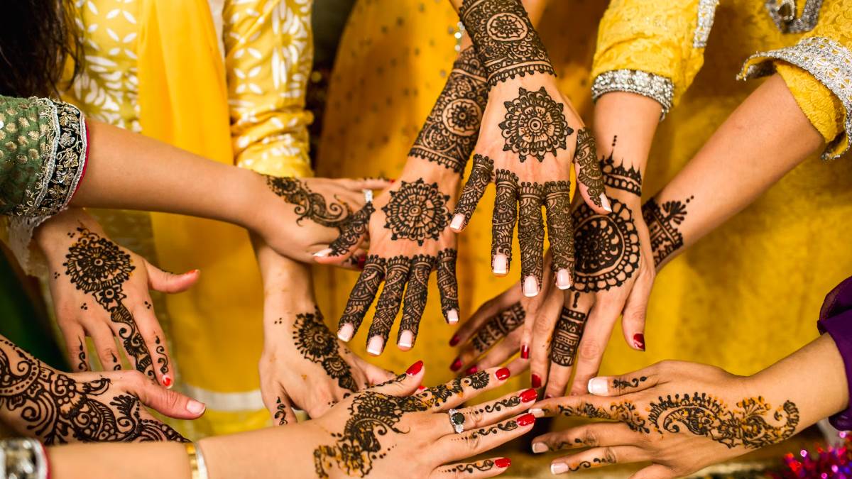 Hartalika Teej 2020 Last-Minute Mehndi Designs: New and Easy Arabic &  Floral Mehendi Pattern Images and DIY Mehandi Tutorial Videos for Teej |  🙏🏻 LatestLY