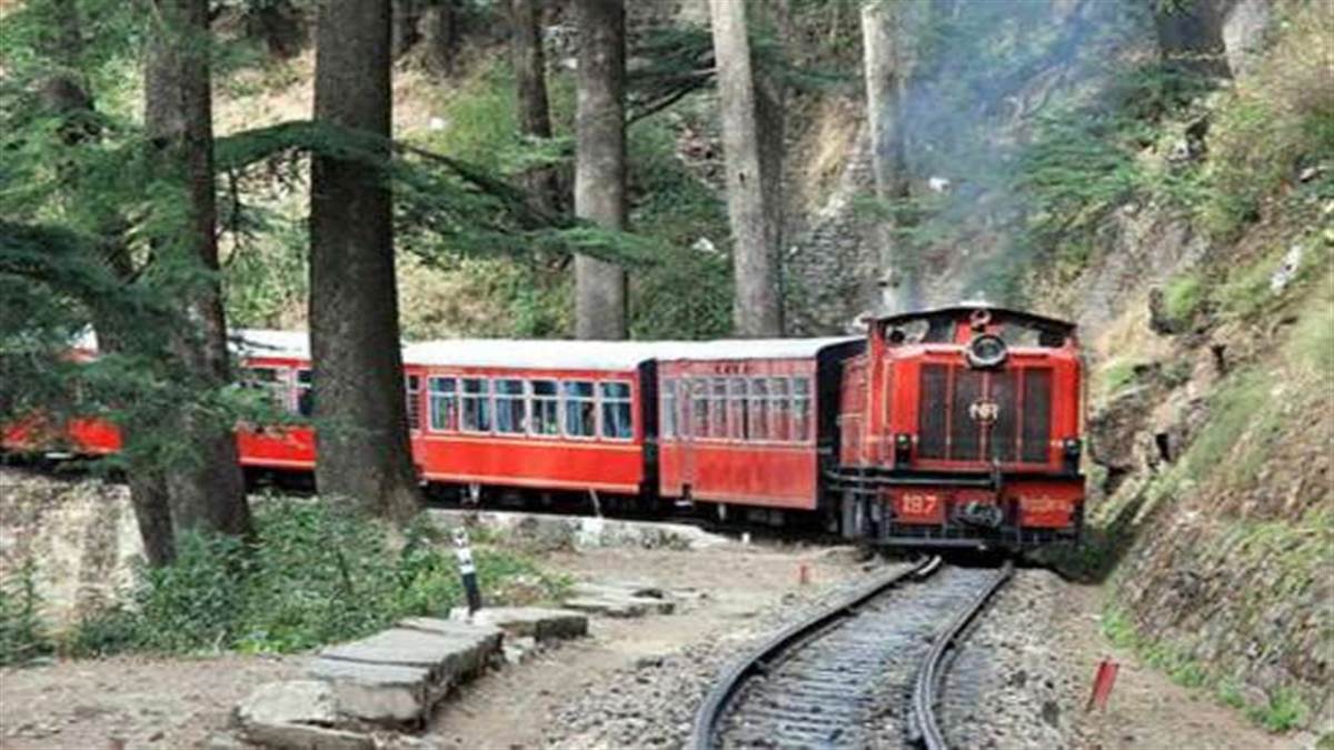 KalkaShimla Toy Train ऐतिहासिक कालकाशिमला टॉय ट्रेन की गति बढ़ाने की