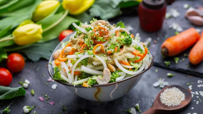 Plant Based Foods: जानें प्लांट बेस्ड डाइट के फायदे व नुकसान