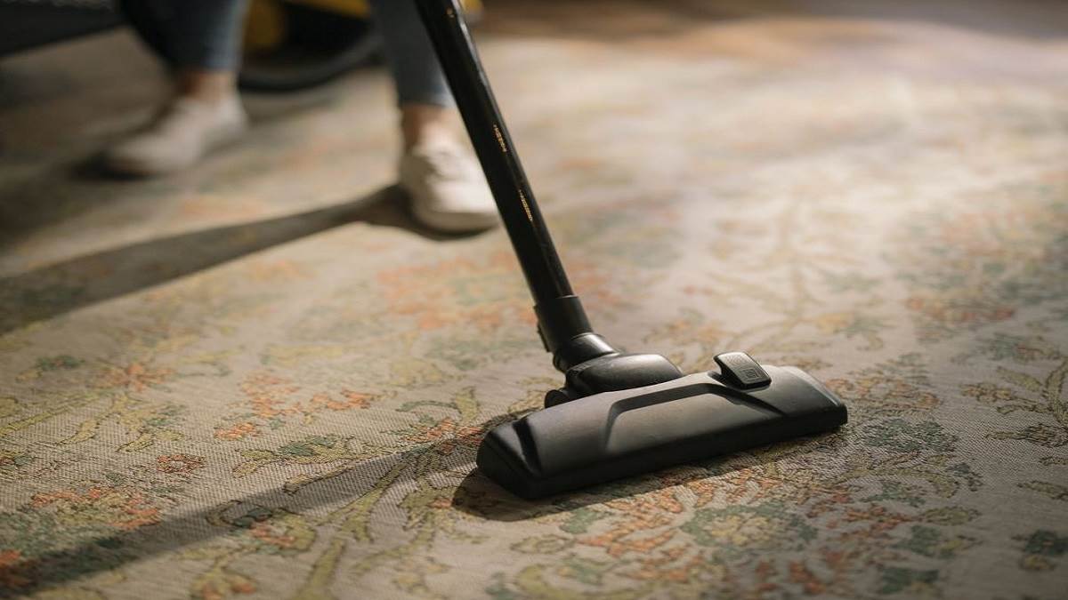 What is the 2024 best mini vacuum cleaner