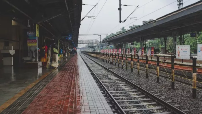 Bhagalpur: अब ट्रेनों में अपराध किया तो खैर नहीं... तस्करी पर लगेगी लगाम, आप पर भी रहेगी नजर