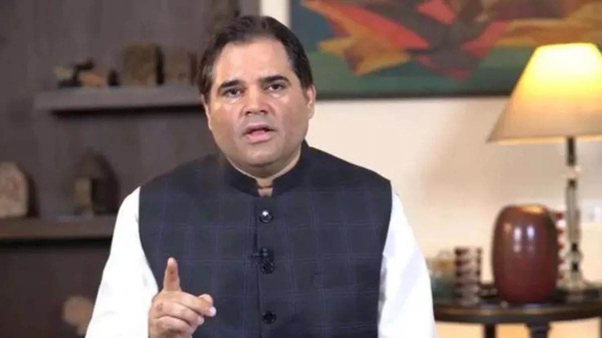 gandhi family is not the one who steals votes by lying to the public said mp varun gandhi in pilibhit