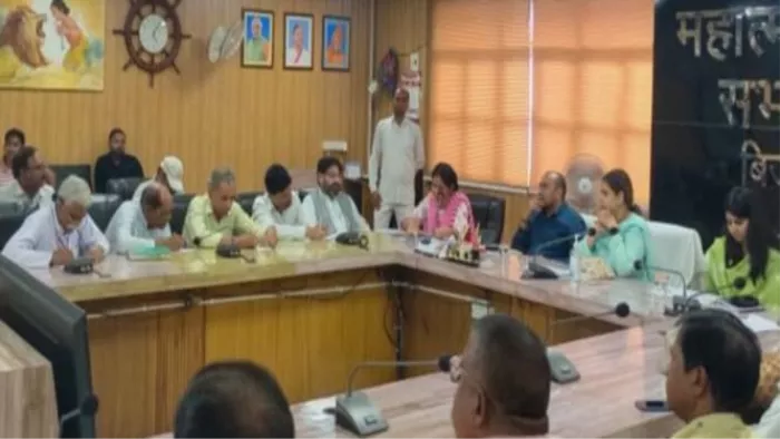 इस बार गंगा में विसर्जित नही हाेगी मूर्ति :डीएम