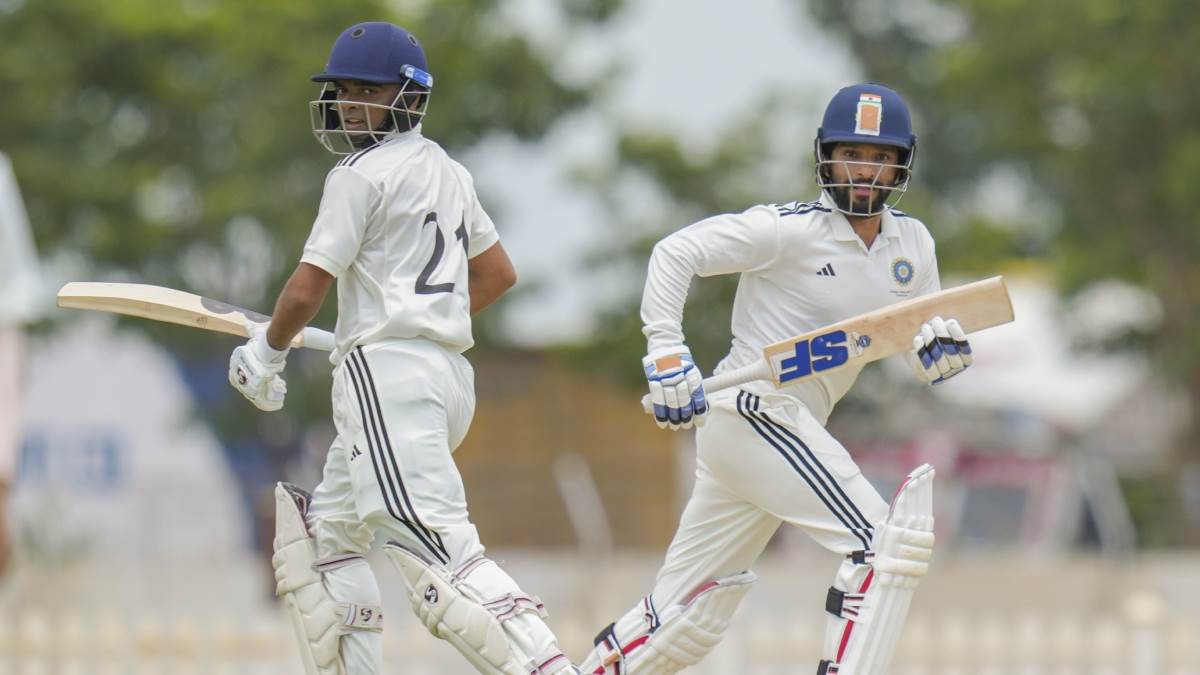 https://www.jagranimages.com/images/newimg/29082025/29_08_2025-duleep_trophy_2025_24028700.jpg