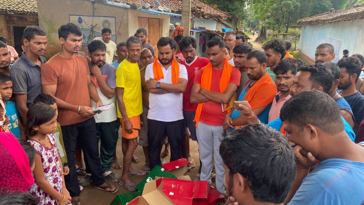 https://www.jagranimages.com/images/newimg/29082025/29_08_2025-gumla_news_3_24028608.jpg