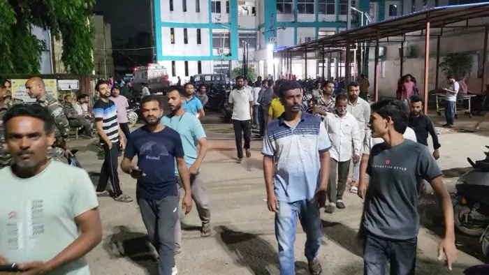 हजारीबाग में ई-रिक्शा चालक का शव संदिग्ध हालात में मिला