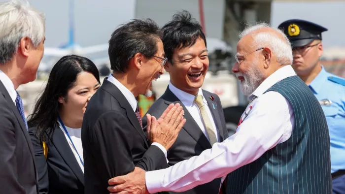 अमेरिका के 50 प्रतिशत टैरिफ के बीच पूरी दुनिया की निगाहें पीएम मोदी इस यात्रा पर हैं।