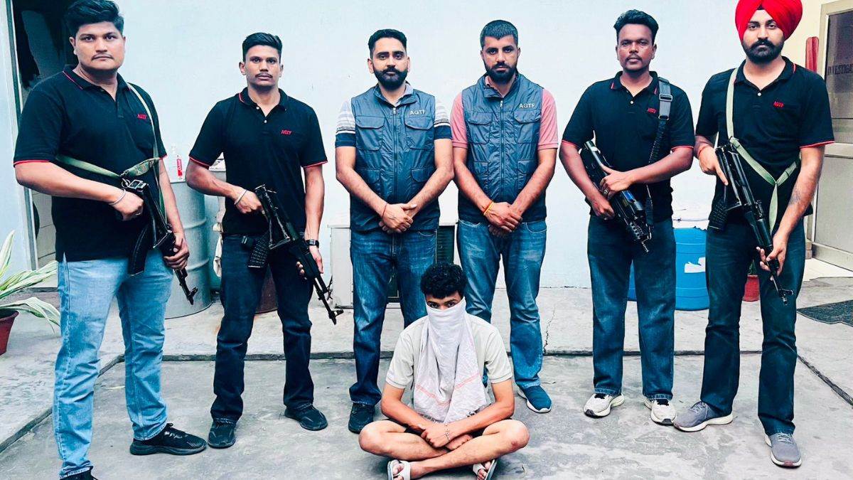 https://www.jagranimages.com/images/newimg/29082025/29_08_2025-punjab_police__4_24028900.jpg