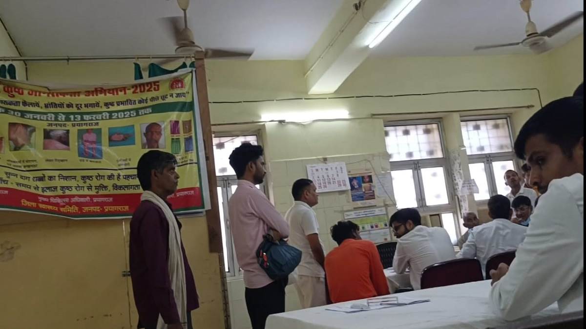https://www.jagranimages.com/images/newimg/29082025/29_08_2025-srn_hospital_24029260.jpg