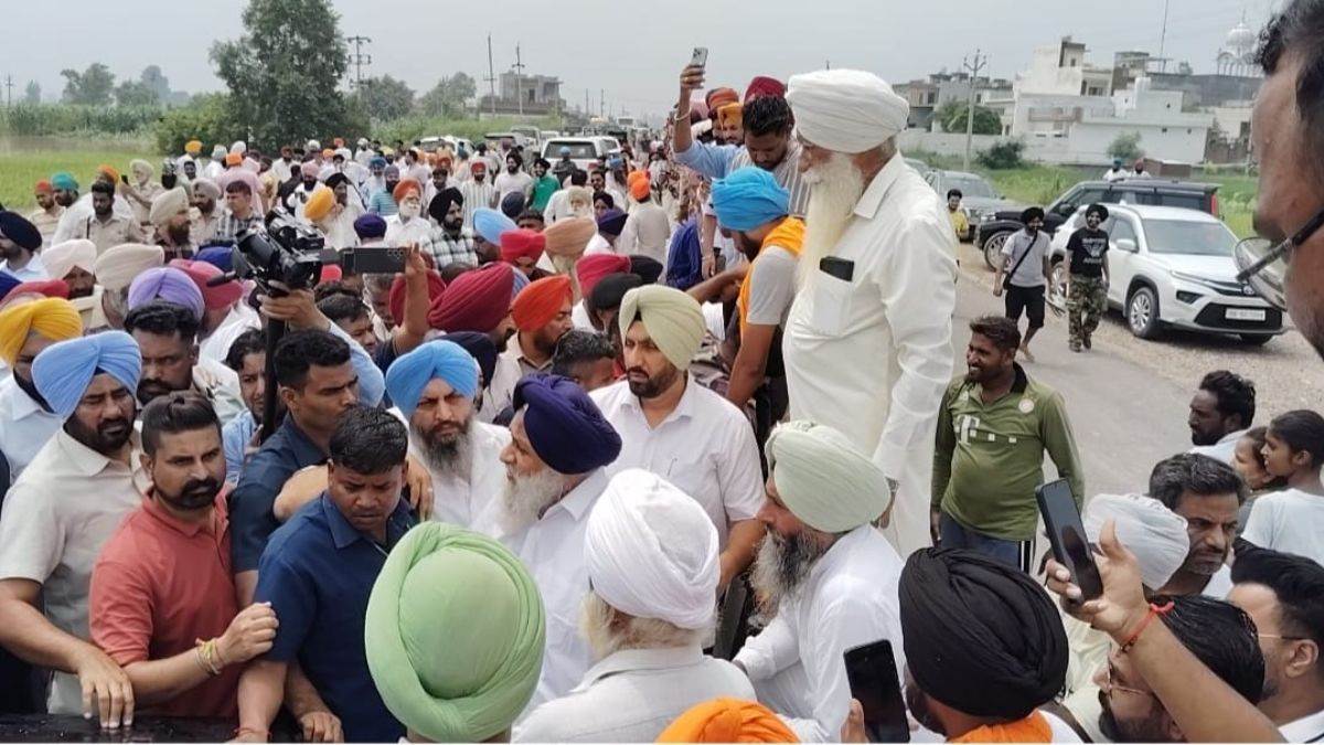 https://www.jagranimages.com/images/newimg/29082025/29_08_2025-sukhbir_singh_badal__24028986.jpg