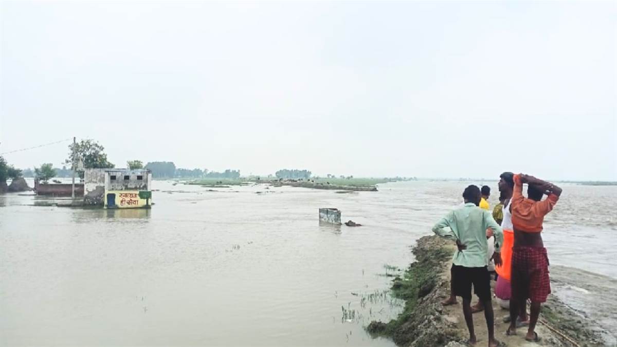 https://www.jagranimages.com/images/newimg/29082025/29_08_2025-up_flood_alert_1_24029523.jpg