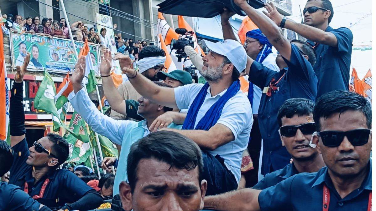 https://www.jagranimages.com/images/newimg/29082025/29_08_2025-voter_adhikar_yatra_betiah_24029322.jpg