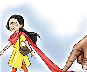 Durga Puja 2022 : लड़कियों के साथ छेड़खानी की तो खैर नहीं, स्कूटी पर महिला पुलिस करेंगी पेट्रोलिंग