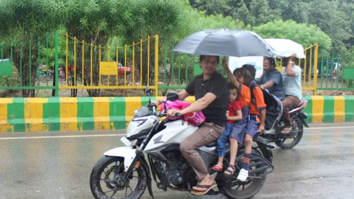 मानसून के जाने केे बाद भी बारिश होने के आसार हैं। फाइल फोटो
