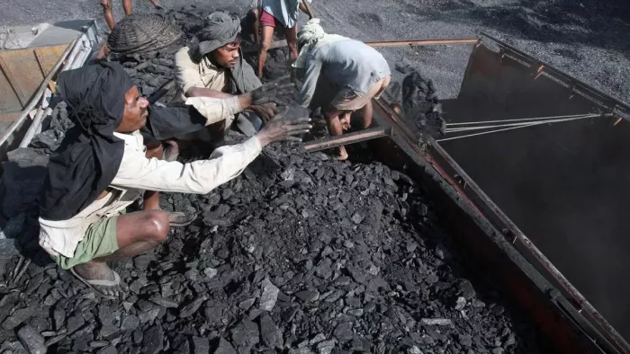 कोल इंडिया के मजदूरों के बोनस को लेकर दिल्ली में बैठक।