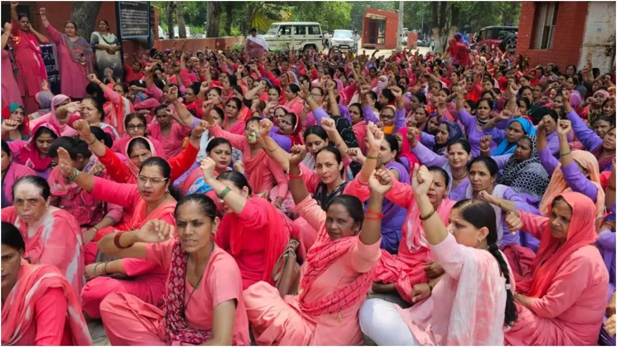 Haryana News- हड़ताली आशा वर्कर्स की मांगों पर नरम हुई सरकार, सीएम करेंगे फैसला ;कुछ मांगों पर बनी सहमति