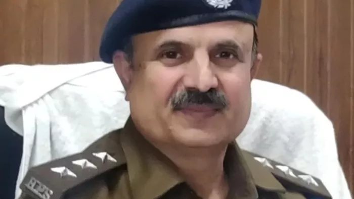 हथियारों की तस्करी करने वाले गिरोह के सरगना गिरफ्तार। प्रीतपाल, डीएसपी, एसटीएफ।