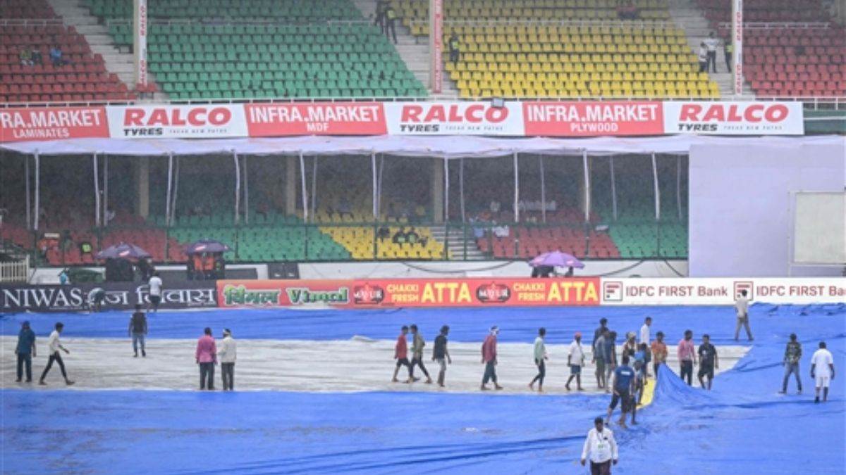 https://www.jagranimages.com/images/newimg/29092024/29_09_2024-greenpark_stadium_23806387.jpg