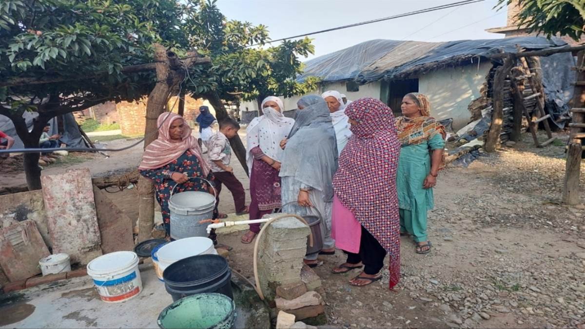 water crisis grips timli village residents struggle in dehradun