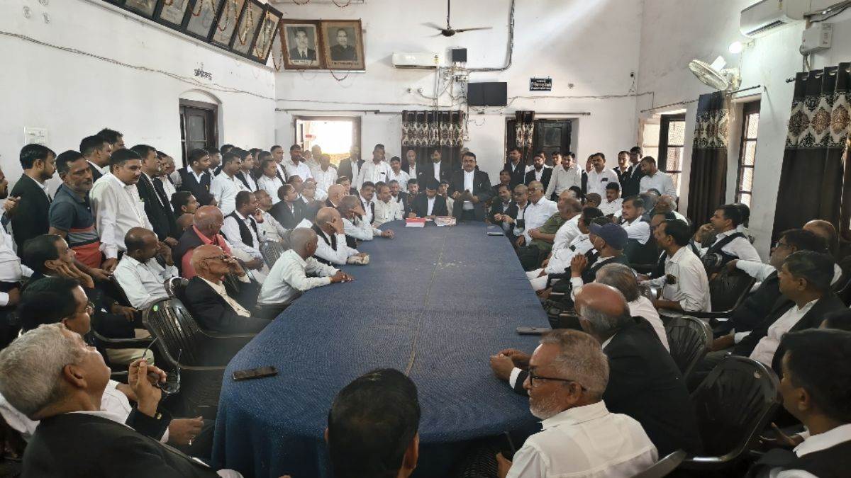 faizabad bar association cracks down on non resident members in ayodhya