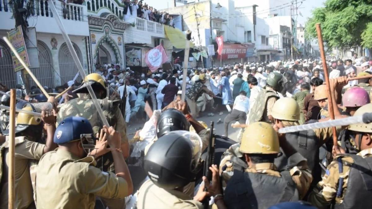 https://www.jagranimages.com/images/newimg/29092025/29_09_2025-bareilly_violence_24063944_942112.jpg