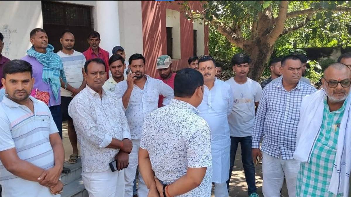three people died in an accident in baktowa aurangabad leaving the village stunned
