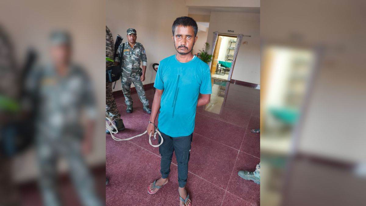 dhanbad news cgl exam cheating case uncovered police investigation ongoing