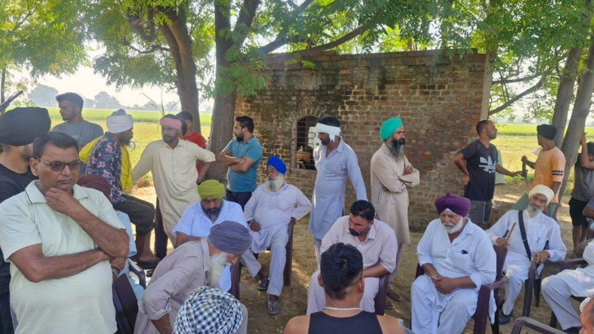 a farmer who had been protesting for two weeks on the ludhiana bathinda highway died after falling into a water tank while returning home