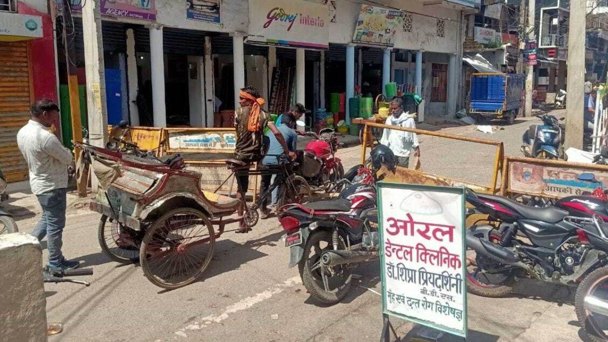palamu news traffic changes in medininagar during durga puja