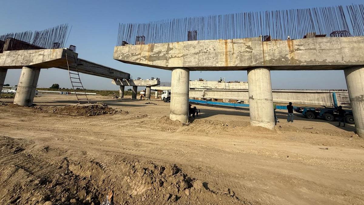 meerut news fifth phase of the delhi meerut expressway not open until december construction of interchange stalled