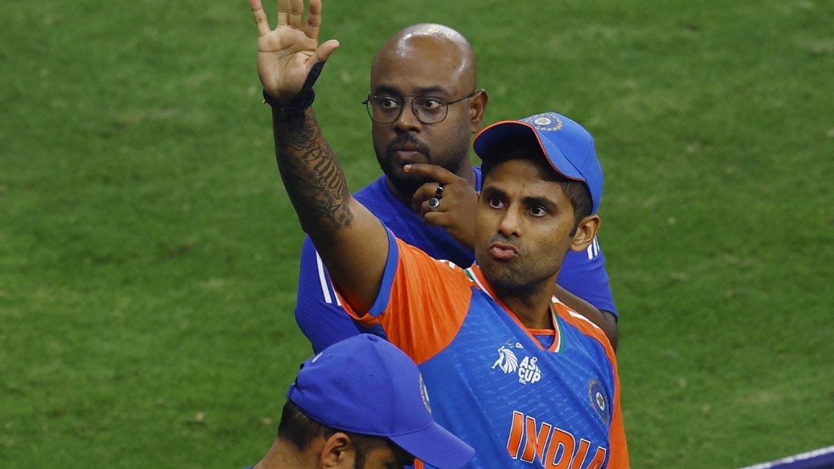 https://www.jagranimages.com/images/newimg/29092025/29_09_2025-suryakumar_yadav_indian_armed_24063954.jpg