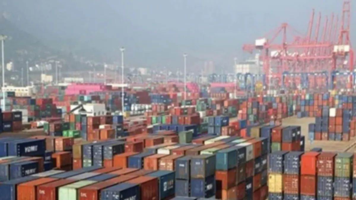 https://www.jagranimages.com/images/newimg/29092025/29_09_2025-trade_war_24063843.jpg