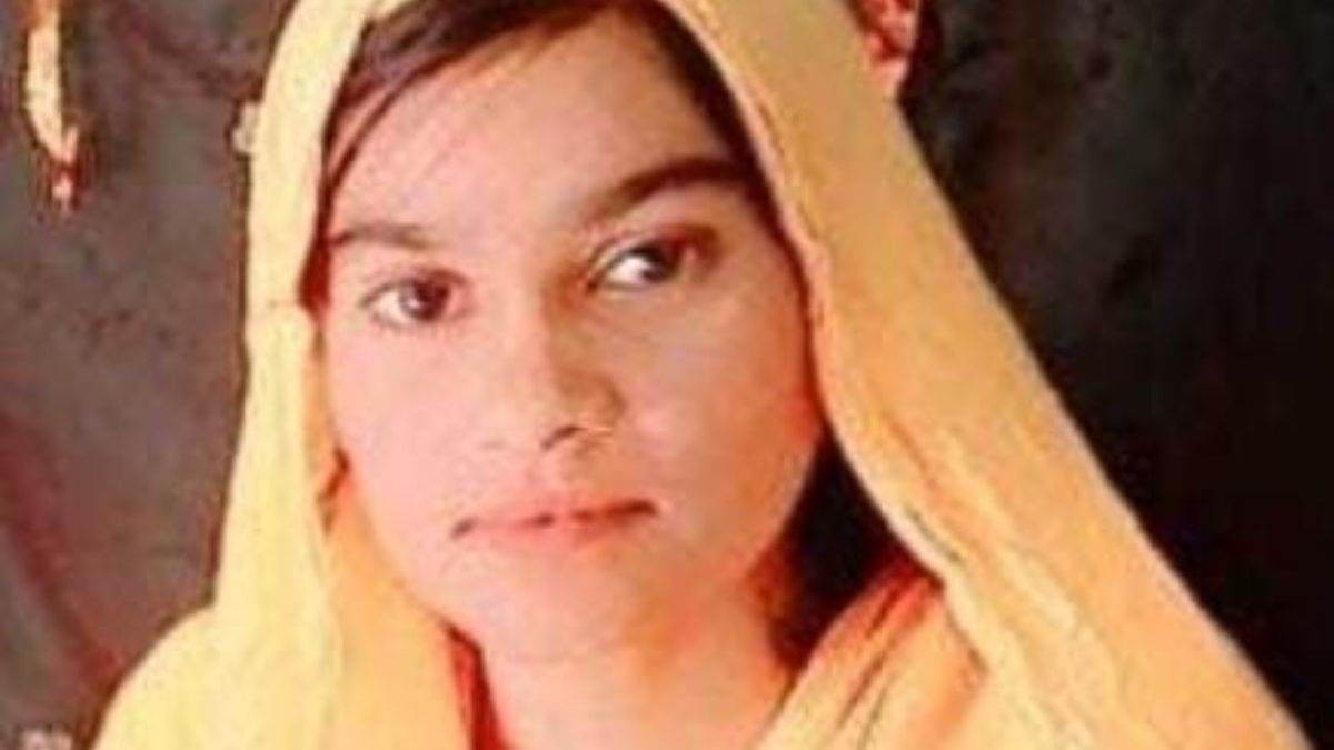 moradabad city news woman killed for dowry husband arrested