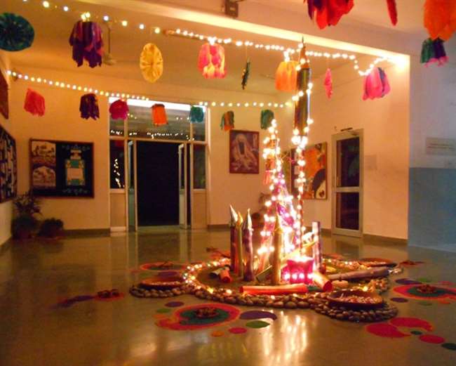 https://www.jagranimages.com/images/newimg/29102021/29_10_2021-diwali_decoration_tips_22160224_81080.jpg