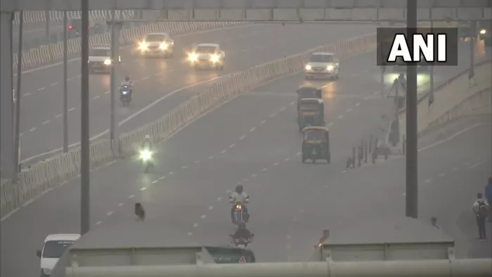 Delhi Pollution: दिल्ली-NCR में खतरनाक स्तर पर पहुंचा पॉल्यूशन