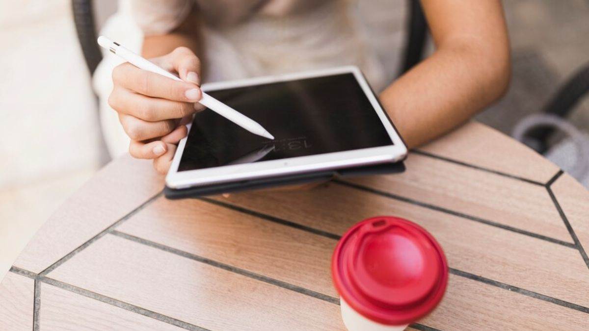 मच गई लूटम लूट! कम दाम वाले ये बेस्ट Tablet with Pen खरीदने के लिए बेसब्र हुए यूजर्स, कीमत मात्र 13 हजार से शुरू