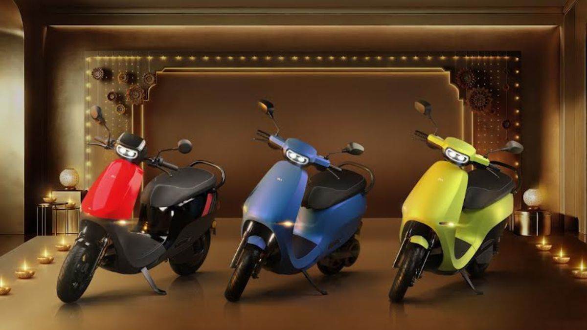 https://www.jagranimages.com/images/newimg/29102024/29_10_2024-ola_electric_sale_0978_23823531.jpg