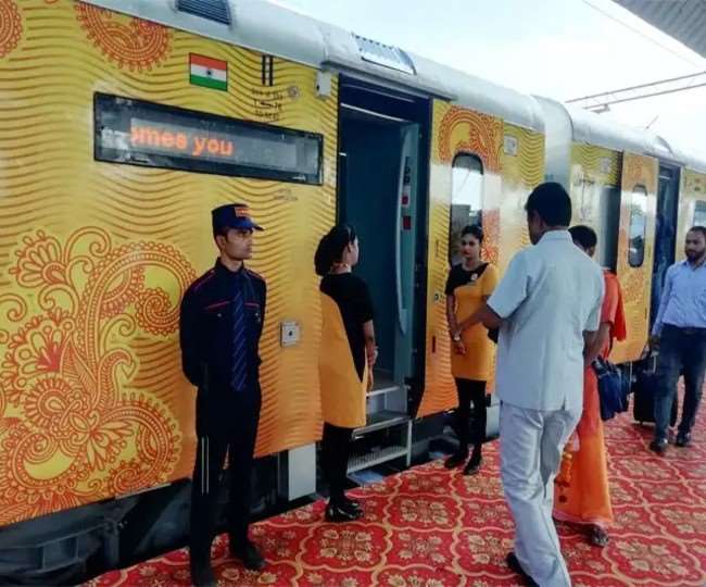 Private firm summoned by IRCTC headquarters for Tejas removal of ...