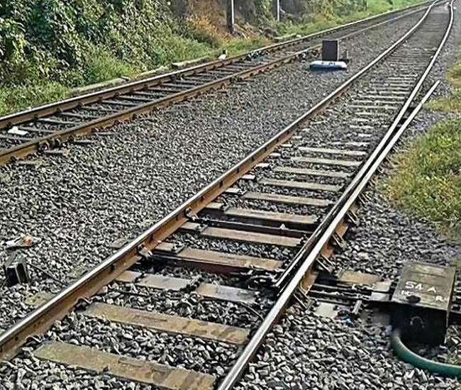 हतीसा भंगवतपुर के निकट रेलवे ट्रैक पर निजी कंपनी के कर्मचारी का शव मिला।