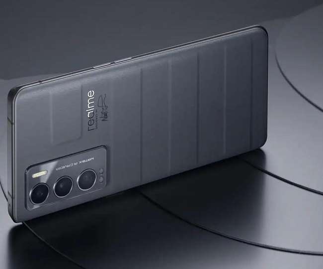 Realme GT 2 Pro के रेंडर्स ऑनलाइन लीक, यहां जानें कीमत से लेकर स्पेसिफिकेशन्स