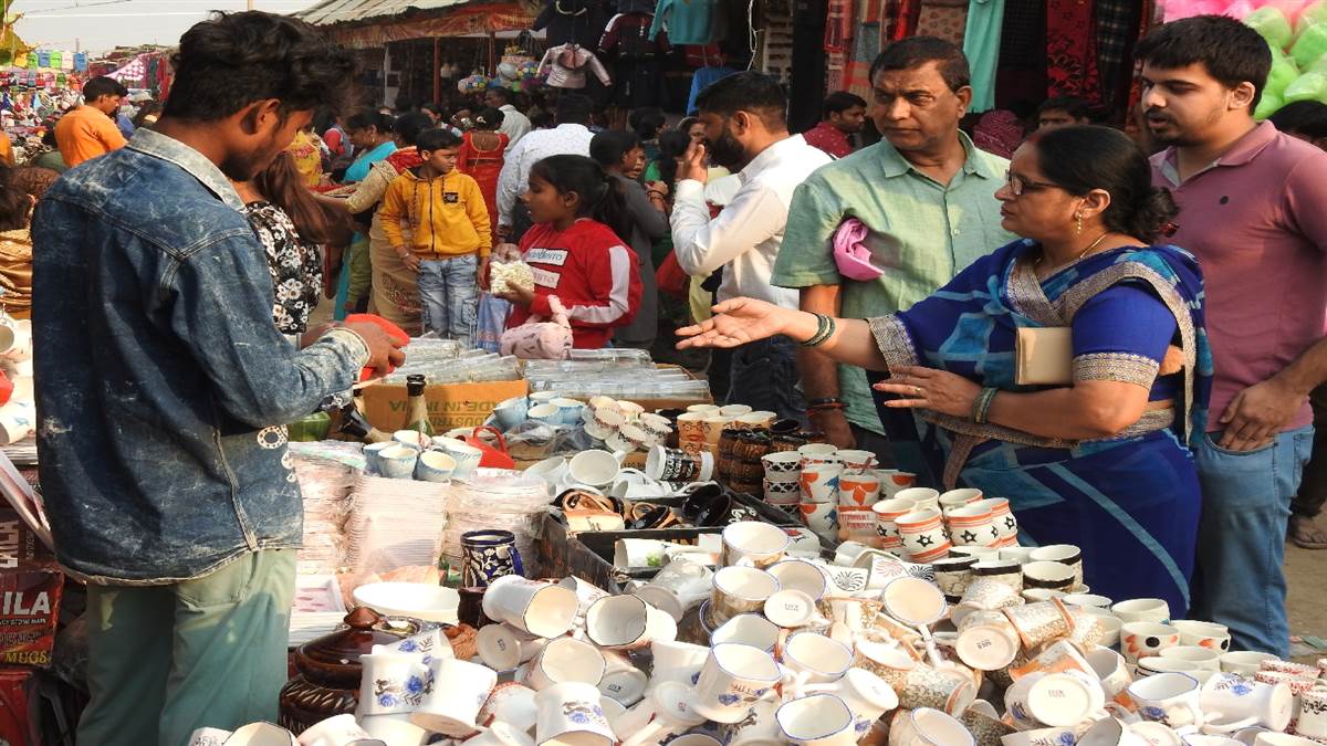 demand for indigenous products in ballia dadri fair goods worth three lakhs sold
