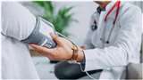 Hypertension: हाई बीपी का लक्षण होता है तनाव