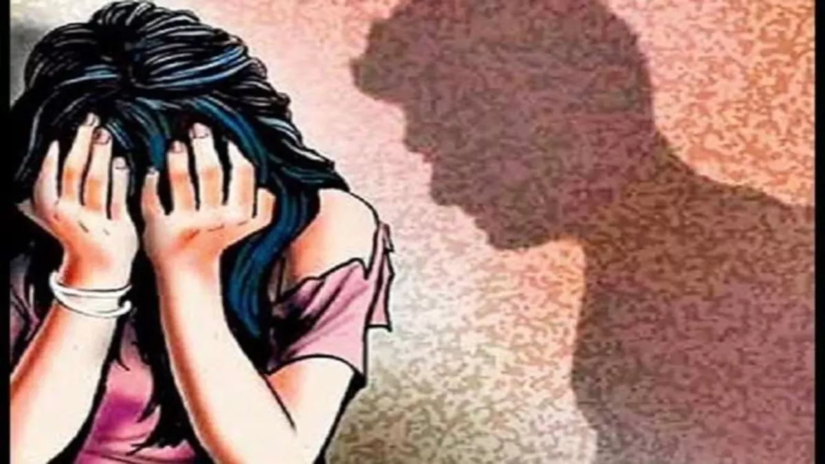 Kaushambi: शादी का झांसा दे प्रेमी ने युवती से दुष्‍कर्म किया, गर्भपात  कराया, कोर्ट के आदेश पर 8 पर केस दर्ज - Case filed against many including  misdeed accused in Kaushambi Action