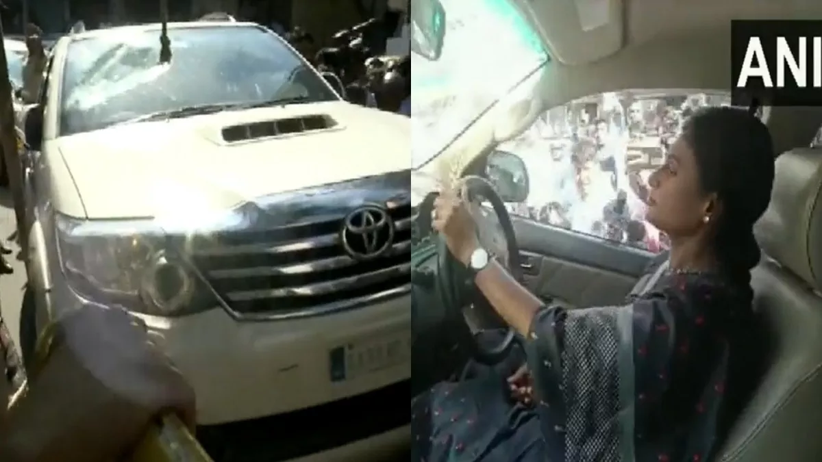 VIDEO: आंध्र प्रदेश के CM जगनमोहन रेड्डी की बहन को कार समेत उठाकर ले गई हैदराबाद पुलिस