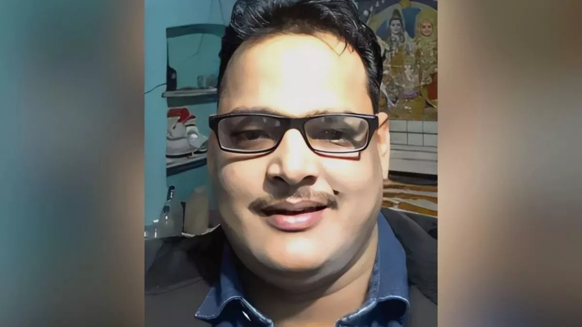 आय से अधिक संपत्ति रखने के आरोप में जेल गए बैपारीगुड़ा थाने के इंस्पेक्टर सुशांत सत्‍पथी, लोगों ने पटाखे फोड़कर मनाया जश्‍न
