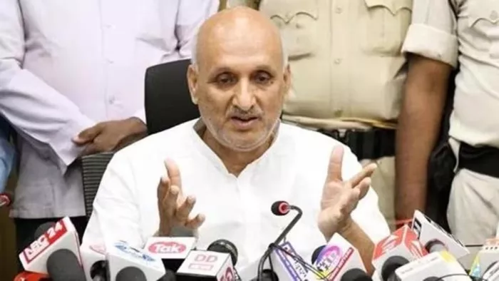 बिहार के शिक्षा मंत्री चंद्रशेखर (फाइल फोटो)
